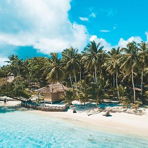 Aloita Resort Mentawai